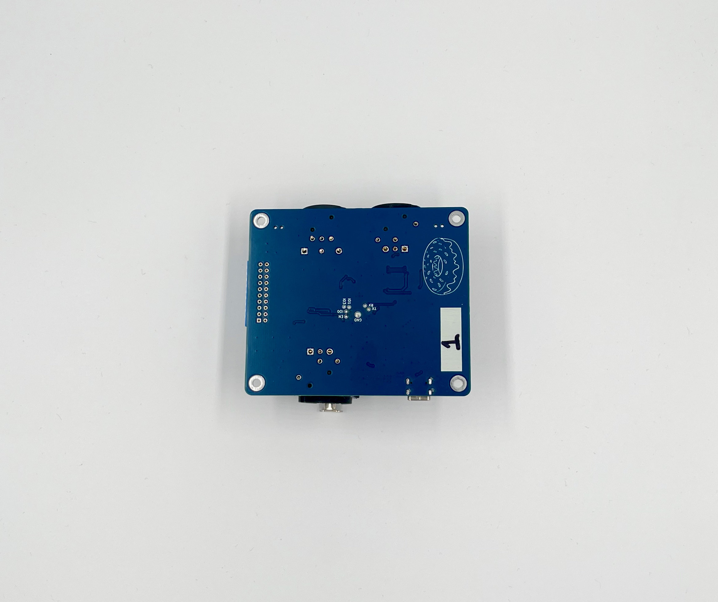 images/3_mini-dmx-patcher_rev-1-0_bottom.jpeg